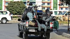 Un double attentat suicide à Kaboul: au moins 25 morts dont un photographe de l’AFP