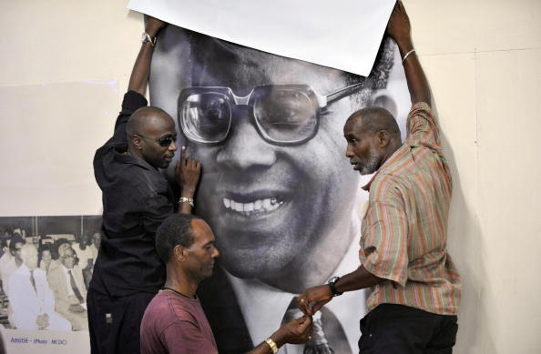 Un poster du poète Français Aimé Césaire,  (Photo : FRANCK FIFE/AFP/Getty Images)