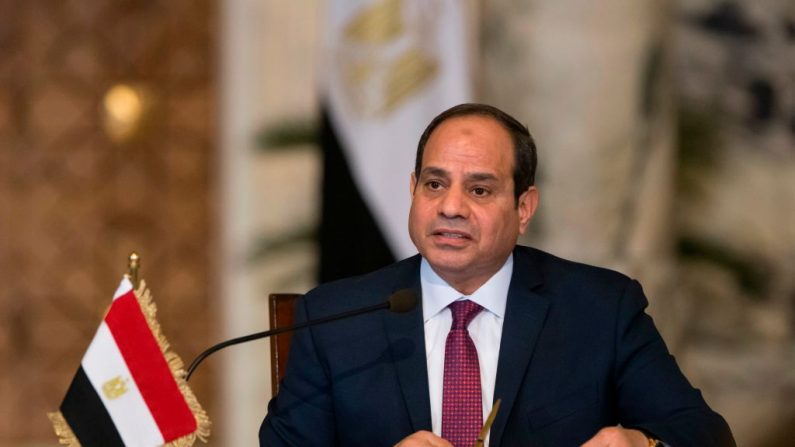 Le président égyptien Abdel-Fattah al-Sissi assiste à une conférence de presse. 
   Photo ALEXANDER ZEMLIANICHENKO/AFP/Getty Images