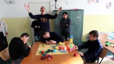 Roumanie: enquête sur un « orphelinat de la terreur » de Ceausescu