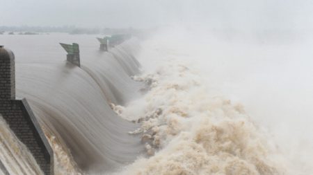 Effondrement d’un barrage au Laos: des centaines de personnes portées disparues (agence officielle)