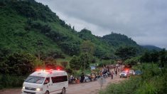 Grotte Thaïlande : quatre garçons arrivés au camp de base, vont sortir à pied (ministère)