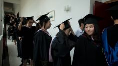 Un site chinois vend de faux diplômes universitaires