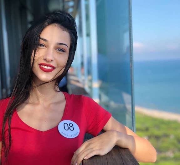 Une jeune handicapée finit troisième du concours Miss Italie, malgré des insultes sur les réseaux sociaux