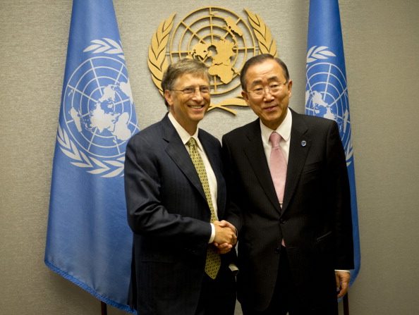 Ban Ki-moon et le milliardaire Bill Gates lance une commission internationale sur le climat. Photo DON EMMERT/AFP/Getty Images.