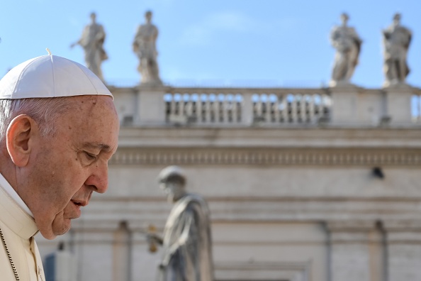 Le pape François a parlé de l'interruption volontaire de grossesse lors de son discours place St Pierre.    (Photo : ALBERTO PIZZOLI/AFP/Getty Images)
