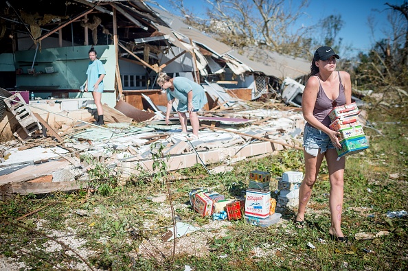 -Les habitants du Florida Panhandle se sont réveillés jeudi pour des scènes de dévastation après que Michael eut ouvert un chemin à travers la région côtière en tant que puissant ouragan ayant tué au moins six personnes. Photo EMILY KASK / AFP / Getty Images.