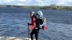Durant une randonnée de 15 000 km, une femme parcourt le Grand Sentier du Canada