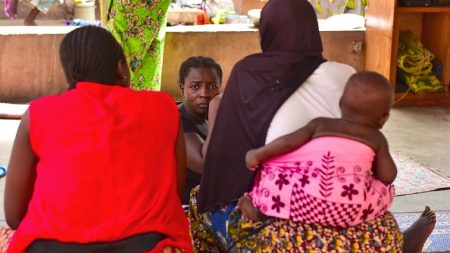 Oubliés du monde, les bébés en prison avec leurs mères au Burkina
