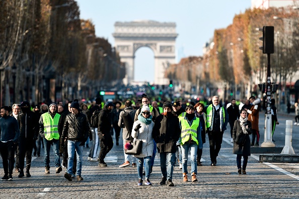 75% des Français soutiennent le mouvement des "Gilets jaunes".  (Photo : STEPHANE DE SAKUTIN/AFP/Getty Images)