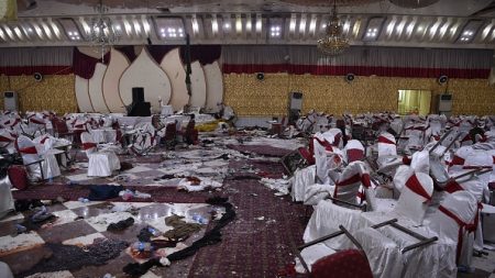 Attentat à Kaboul : la lecture de versets du Coran soudain interrompue, raconte un blessé
