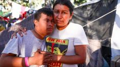 Une mère mexicaine dit avoir subi des pressions d’ONG, pour qu’elle rejoigne la caravane des migrants à destination des États-Unis