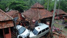 L’Indonésie cherche des survivants, le bilan du tsunami grimpe à 281 morts