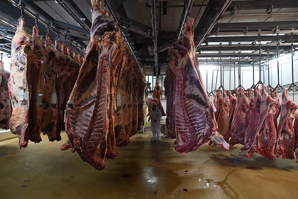 "795 kilos" de viande avariée polonaise
dans "neuf entreprises" du secteur
agroalimentaire en France ont été retrouvés
par les services sanitaires
du ministère de l'Agriculture.  (Photo : XAVIER LEOTY/AFP/Getty Images)
