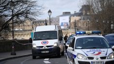 PARIS 18eme – Un homme menace un CRS avec un couteau, les forces de l’ordre ouvrent le feu