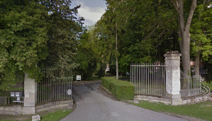 L'entrée du lycée agricole de Sainte-Maure où a eu lieu la naissance des jumeaux - Crédit : Google Maps