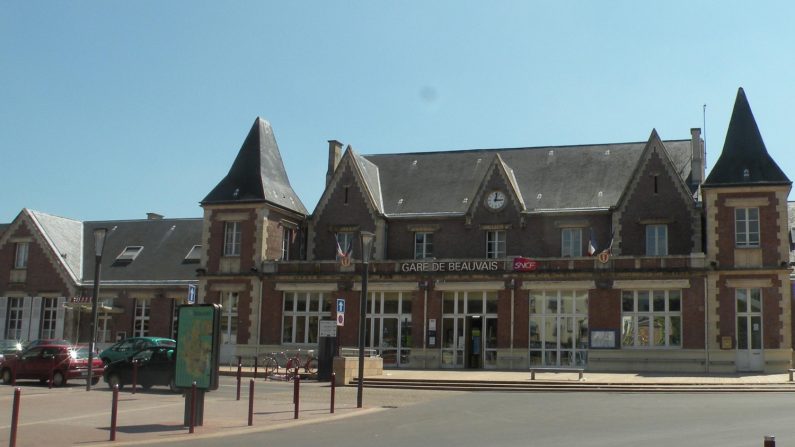 Vue de la gare de Beauvais. Crédit : Chatsam - Wikimedia Commons.