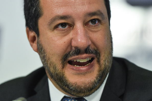 Le ministre italien de l'Intérieur Matteo Salvini a salué "une opération très importante". "Pas de répit pour les criminels", a-t-il commenté. (Photo : VASILY MAXIMOV/AFP/Getty Images)