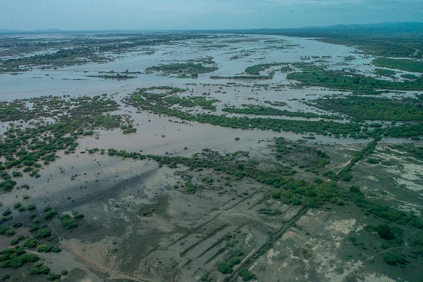 -Une vue aérienne montre les terres inondées à Bangula dans le district de Nsanje, au sud du Zimbabwe le 15 mars 2019.  Au moins 56 personnes sont mortes dans les zones touchées par les inondations au 13 mars Photo par AMOS GUMULIRA / AFP / Getty Images.