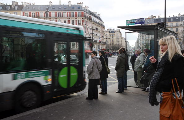 Paris : la RATP étend la descente à la demande dans ses bus pour améliorer la sécurité des usagers