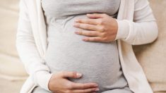 Une Écossaise se réveille avec une « bosse du bébé » inattendue, et donne naissance une heure plus tard