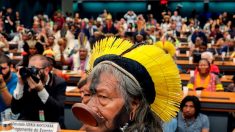 Le chef indigène brésilien Raoni en Europe pour défendre l’Amazonie