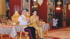 Début de la cérémonie du couronnement du roi de Thaïlande, souverain d’un royaume divisé