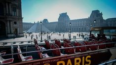 Paris: Un chauffeur de bus touristique écrase volontairement un automobiliste après une dispute
