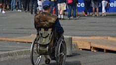 Les personnes handicapées, « déçues » par Macron, appelées à manifester à Paris le 14 mai