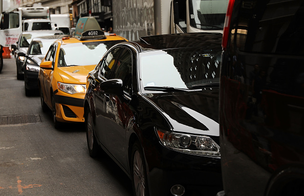 La ville de New York prolonge le plafonnement des services de  VTC, tels que Uber et Lyft.   (Photo : Spencer Platt/Getty Images)