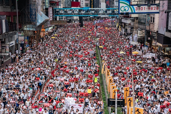 -Manifestation le 9 juin 2019 à Hong Kong. Le projet d’extradition vers la Chine continentale est toujours maintenu. Photo Anthony Kwan/Getty Images.