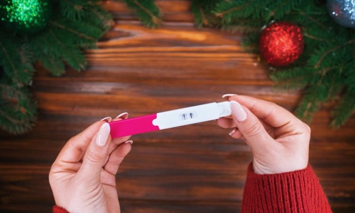 Une image illustrant un test de grossesse (KristinaKokhanova/Shutterstock)