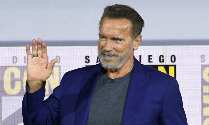 Arnold Schwarzenzenegger s'adresse au "Terminator : Sombre Destin" au cours de 2019 Comic-Con International à San Diego, Californie, le 18 juillet 2019. (Kevin Winter/Getty Images)
