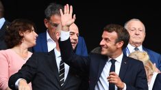 Cris homophobes et racistes dans les stades: Macron favorable à l’arrêt des rencontres