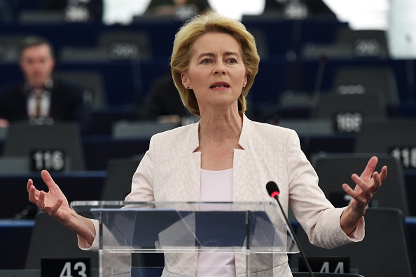 -Ursula von der Leyen, ministre allemande de la Défense et candidate à la présidence de la Commission européenne, prononce un discours devant le Parlement européen à Strasbourg, le 16 juillet 2019. Photo de FREDERICK FLORIN / AFP / Getty Images.