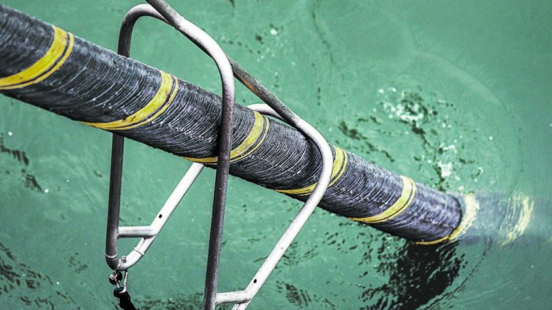 Exemple d'un câble optique sous-marin.  (JEAN-SEBASTIEN EVRARD/AFP/GETTY IMAGES)