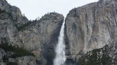 Un touriste meurt après avoir glissé à la chute d’eau de Yosemite