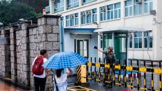 Matraques et blindés: l’armée chinoise montre les muscles à Hong Kong avec une vidéo