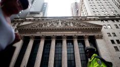 Après une grosse frayeur, Wall Street termine en ordre dispersé