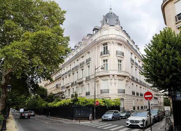 L'immeuble appartenant à Jeffrey Epstein dans le 16e arrondissement de Paris. (Photo : JACQUES DEMARTHON/AFP/Getty Images)