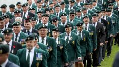 Irlande du Nord: des ex-soldats célèbrent les 50 ans de l’intervention britannique