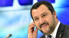 Matteo Salvini fait remarquer à Richard Gere qu’il est libre d’acheminer les migrants à Hollywood