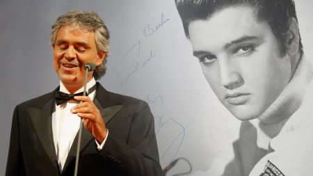 Vidéo Flashback : l’interprétation de la chanson classique d’Elvis par Andrea Bocelli est à couper le souffle