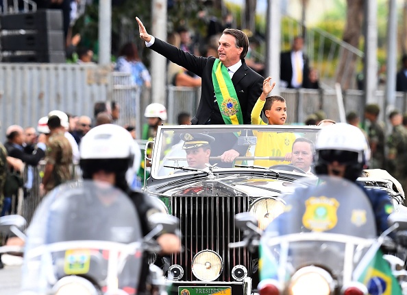 -Le président du Brésil, Jair Bolsonaro, prend part au défilé de la fête de l'indépendance à Brasilia, le 7 septembre 2019. Photo EVARISTO SA / AFP /Getty Images.
