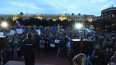 Russie: un millier de manifestants contre la fraude électorale à Saint-Pétersbourg