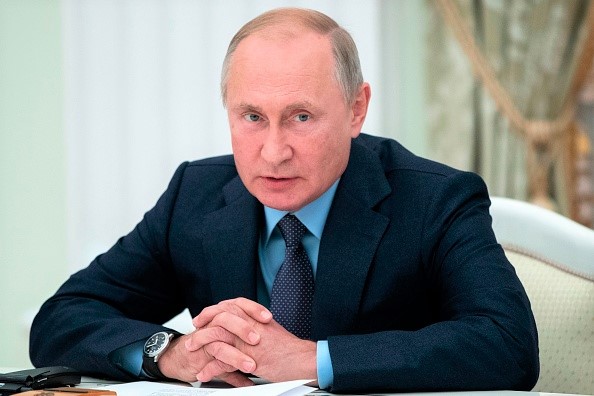 Le président russe Vladimir Poutine. (Photo : Pavel Golovkin / POOL / AFP / Getty Images.)