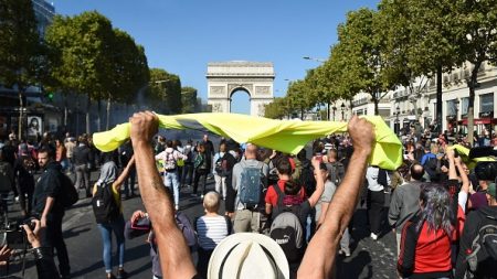 Climat, gilets jaunes, Journées du patrimoine : Paris sous tension