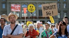 Plusieurs milliers de personnes manifestent contre la 5G à Berne