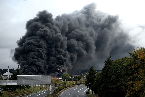 Incendie de l'usine Lubrizol classée SEVESO site haut seuil à Rouen.    (Photo : PHILIPPE LOPEZ/AFP/Getty Images)