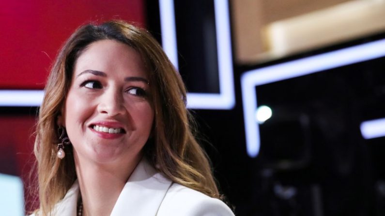 La journaliste Zineb El-Rhazoui lors de l'émission politique "Vous avez la parole", le 17 octobre 2019, sur France 2 (JACQUES DEMARTHON/AFP via Getty Images)